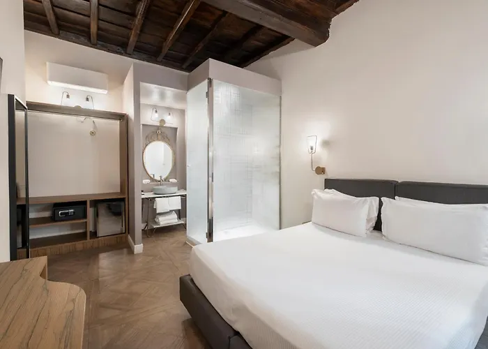 19 Steps Trevi Hotel 3*